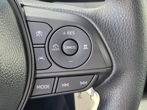 Used 2026 Toyota Corolla LE FWD image 21