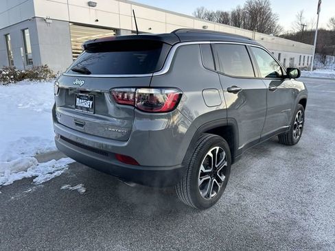 Certified 2022 Jeep Compass Limited image 8