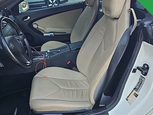 Used 2011 Mercedes-Benz SLK 300 image 17