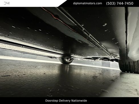 Used 2023 Tesla Model Y Long Range image 43