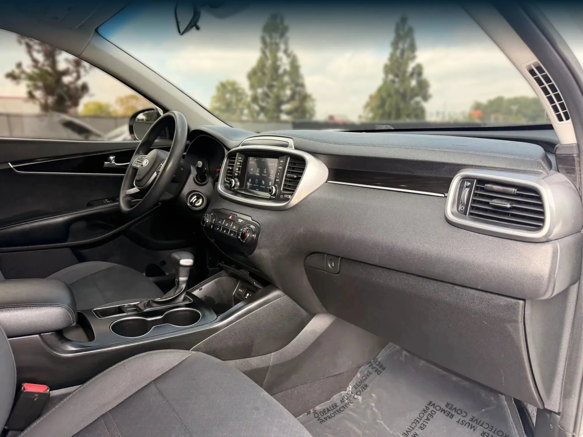 Used 2020 Kia Sorento FWD V6 image 19