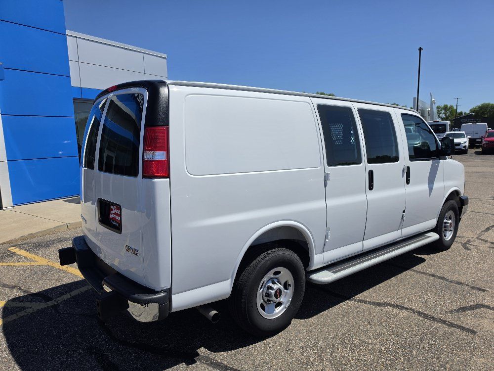 Used 2025 GMC Savana 2500 w/ Driver Convenience Package RWD image 14