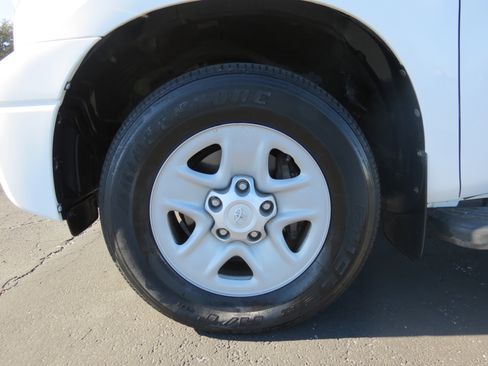 Used 2010 Toyota Tundra 2WD Double Cab image 8