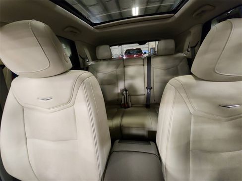 Used 2019 Cadillac XT5 Luxury image 33