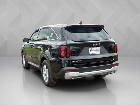 New 2026 Kia Sorento LX FWD image 7