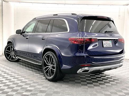 Used 2026 Mercedes-Benz GLS 450 4MATIC image 10