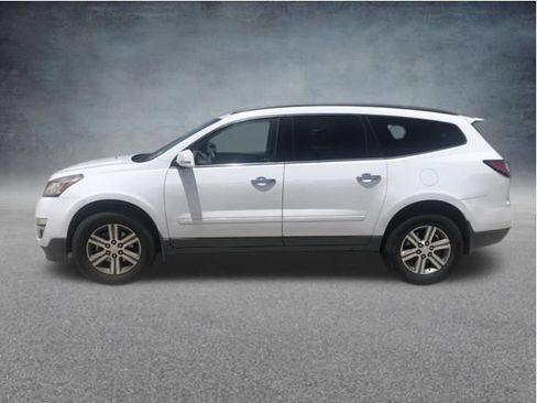 Used 2017 Chevrolet Traverse LT FWD image 6
