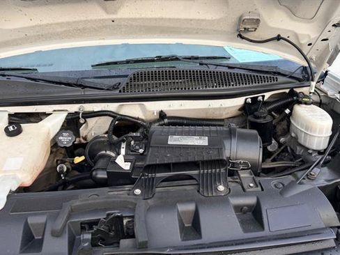 Used 2019 Chevrolet Express 3500 LS RWD image 37