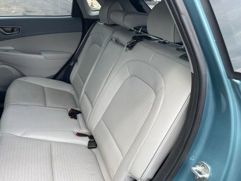 Used 2021 Hyundai Kona Ultimate w/ Cargo Package FWD image 8