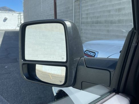Used 2023 RAM 2500 Big Horn w/ Cold Weather Group AWD/4WD image 7