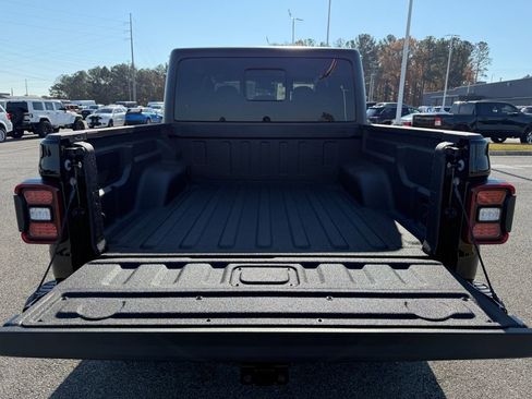 New 2026 Jeep Gladiator Rubicon image 22