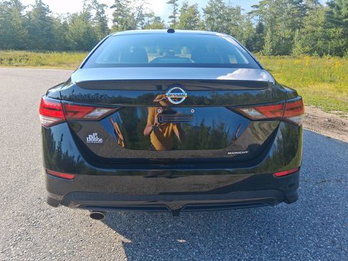 Certified 2023 Nissan Sentra SR w/ Midnight Edition Package FWD image 6