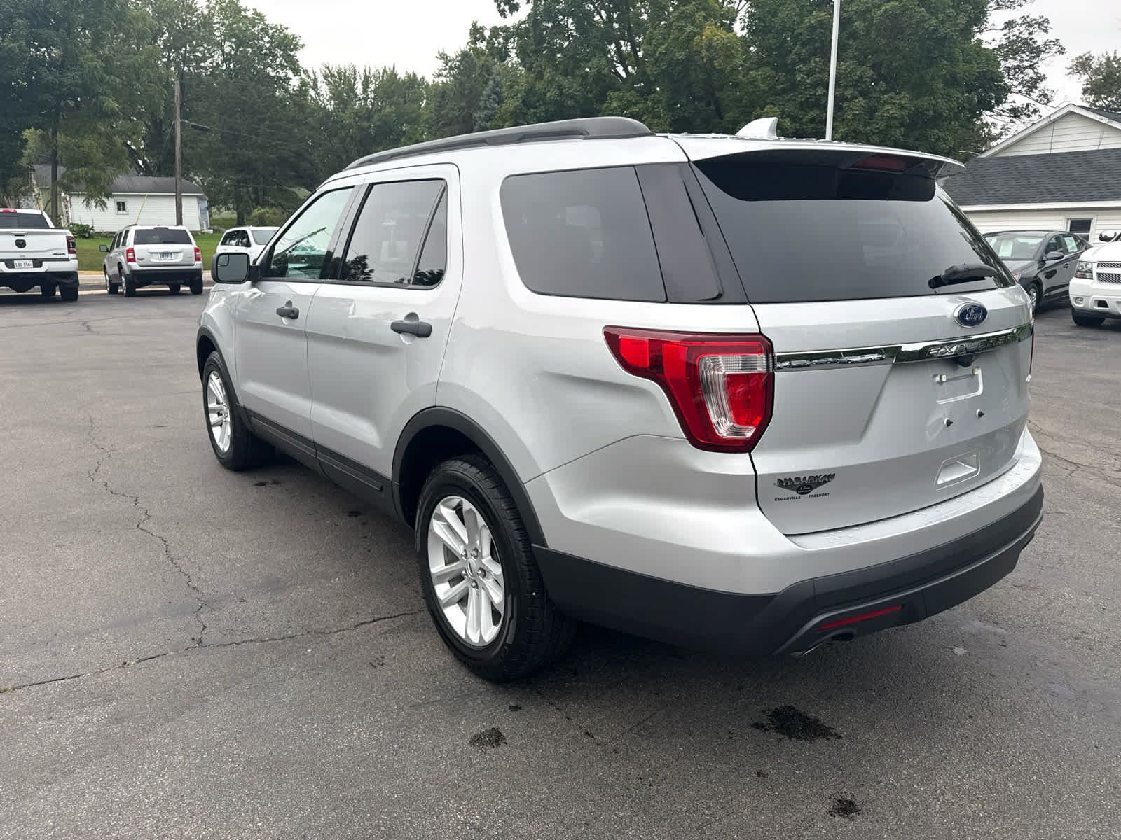 Used 2017 Ford Explorer 4WD image 5