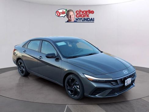 New 2026 Hyundai Elantra Sport FWD image 7