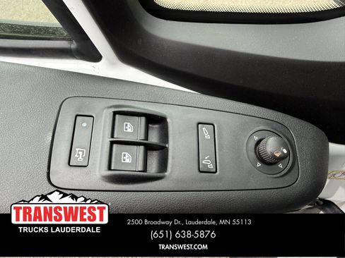 Used 2024 RAM ProMaster 2500 w/ Convenience Group image 11