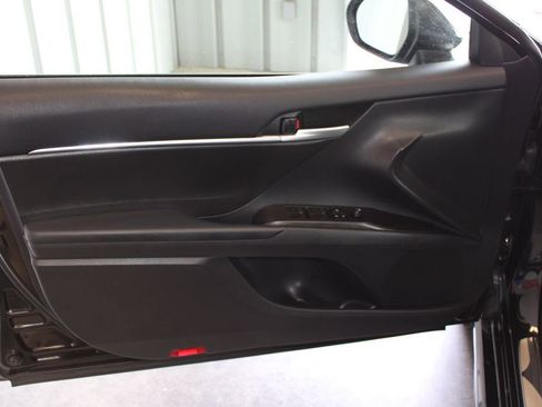 Used 2024 Toyota Camry SE FWD image 27