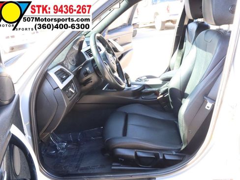 Used 2015 BMW 320i Sedan RWD image 13