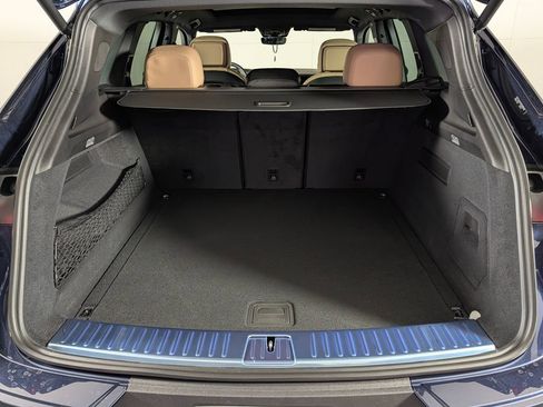 New 2026 Porsche Cayenne image 17