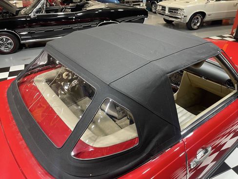 Used 1989 Mercedes-Benz 560 SL image 15
