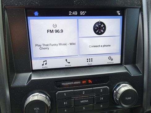 Used 2017 Ford F150 XLT w/ Equipment Group 302A Luxury AWD/4WD image 31