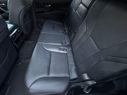 New 2026 Lexus LX 600 4WD w/ Premium Package image 24