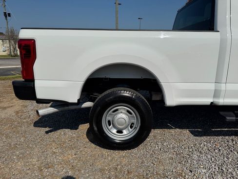 Used 2019 Ford F250 XL w/ Power Equipment Group AWD/4WD image 14