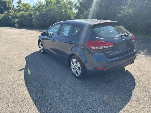 Used 2016 Kia Forte LX FWD image 5