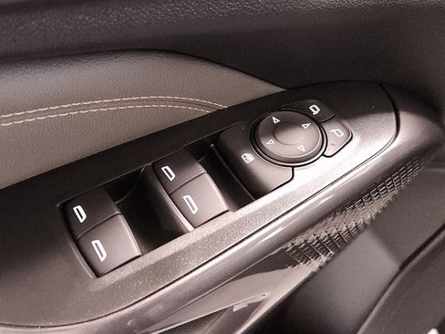 Used 2026 Chevrolet Trax ACTIV image 27