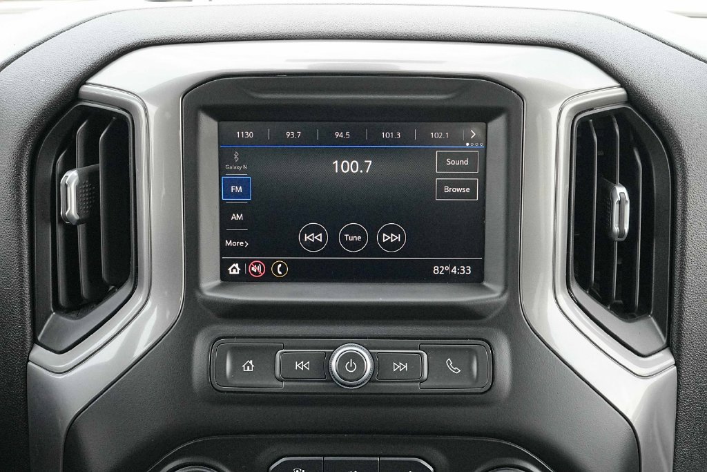 Used 2020 Chevrolet Silverado 1500 Custom w/ Trailering Package AWD/4WD image 30