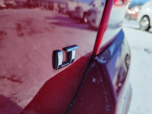 Used 2019 Chevrolet Trax LT w/ LT Convenience Package image 26