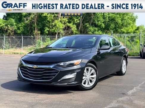 Used 2019 Chevrolet Malibu LT FWD image 1
