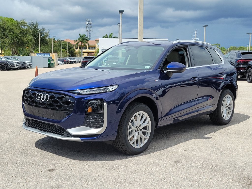 New 2026 Audi Q3 quattro 2.0T AWD/4WD image 8
