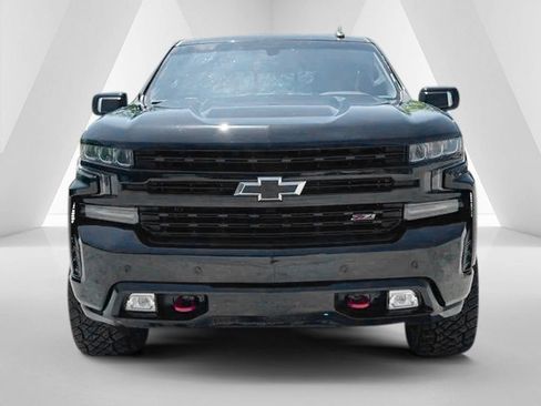 Used 2021 Chevrolet Silverado 1500 LT Trail Boss w/ Convenience Package II AWD/4WD image 2