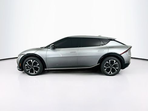 Used 2023 Kia EV6 Wind RWD image 4