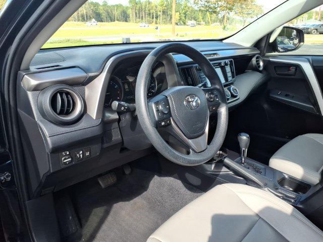 Used 2017 Toyota RAV4 LE FWD image 16