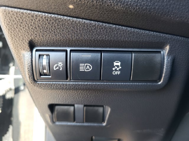 Used 2026 Toyota Corolla Cross XLE AWD/4WD image 21