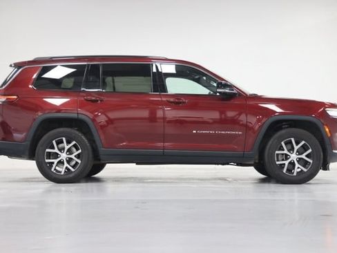 Used 2024 Jeep Grand Cherokee L Limited w/ Luxury Tech Group II AWD/4WD image 15