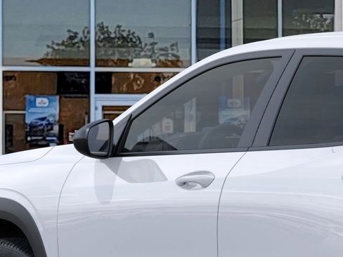 New 2026 Chevrolet Trax LS image 12