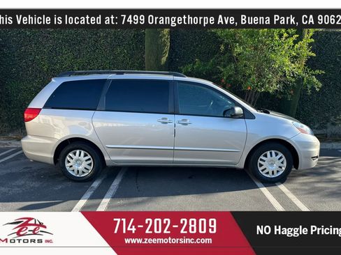 Used 2010 Toyota Sienna LE FWD image 5