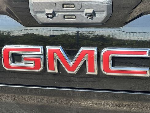 Used 2024 GMC Sierra 1500 SLT AWD/4WD image 43