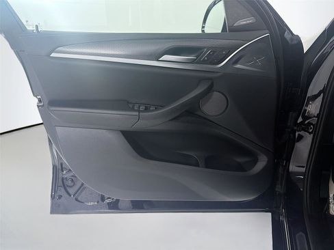 Used 2023 BMW X4 M40i w/ Premium Package image 6