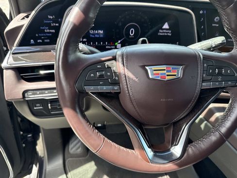 Certified 2024 Cadillac Escalade Sport Platinum w/ Heavy-Duty Trailer Package AWD/4WD image 29