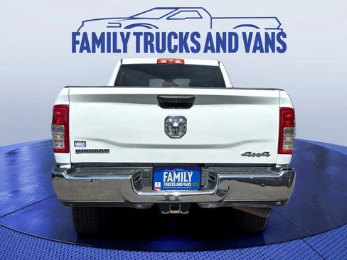Used 2024 RAM 2500 Big Horn w/ Off Road Package AWD/4WD image 4