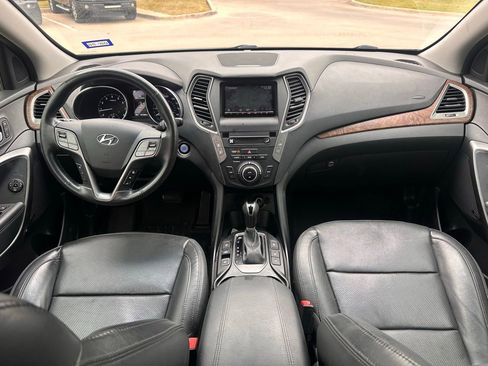 Used 2018 Hyundai Santa Fe Sport w/ 2.0T Ultimate Tech Package 05 image 20