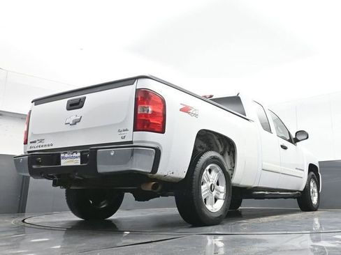 Used 2007 Chevrolet Silverado 1500 LT w/ 2LT Audio Package AWD/4WD image 35