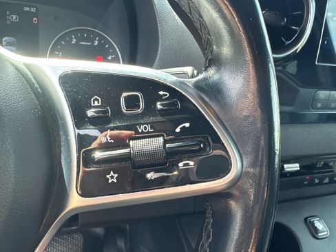 Used 2021 Mercedes-Benz Sprinter 2500 image 21