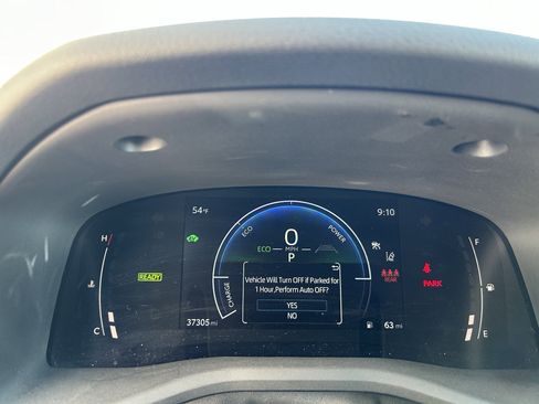 Certified 2025 Toyota Camry SE image 25