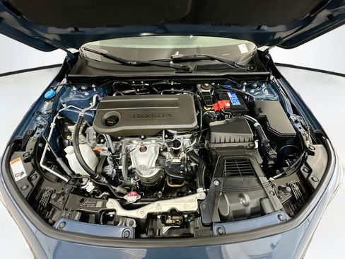 Used 2025 Honda Civic Sport image 33