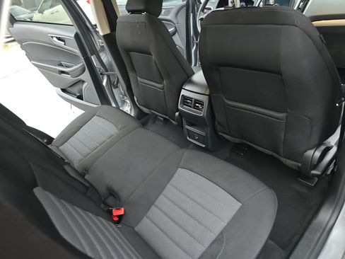 Used 2022 Ford Edge SE w/ Black Appearance Package AWD/4WD image 11