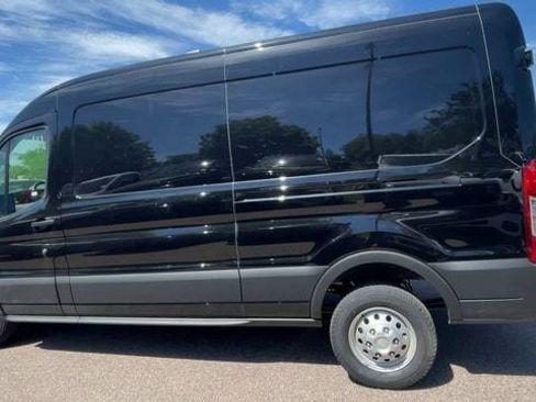 New 2026 Ford Transit 250 148 Medium Roof Extended AWD image 4